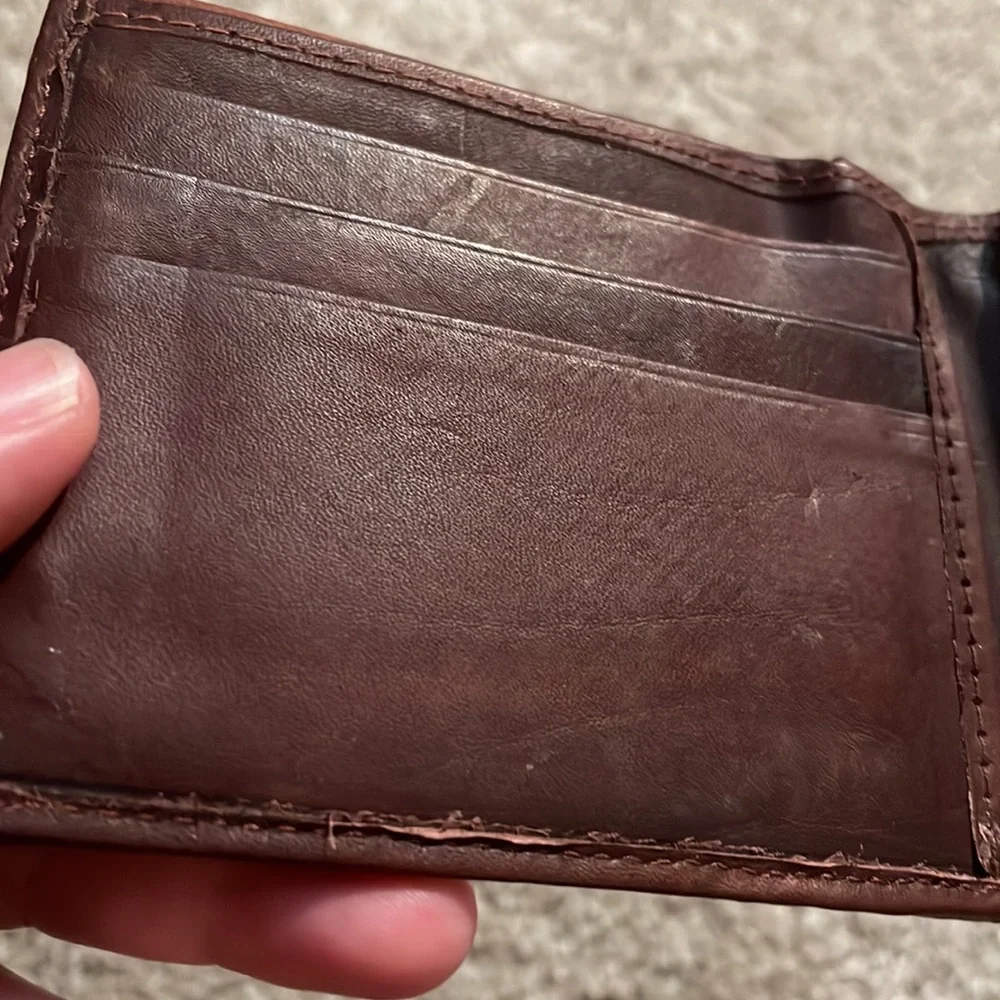New brown leather wallet with cc slots
